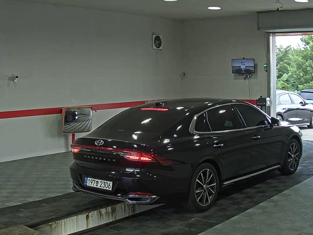 2023 - hyundai grandeur