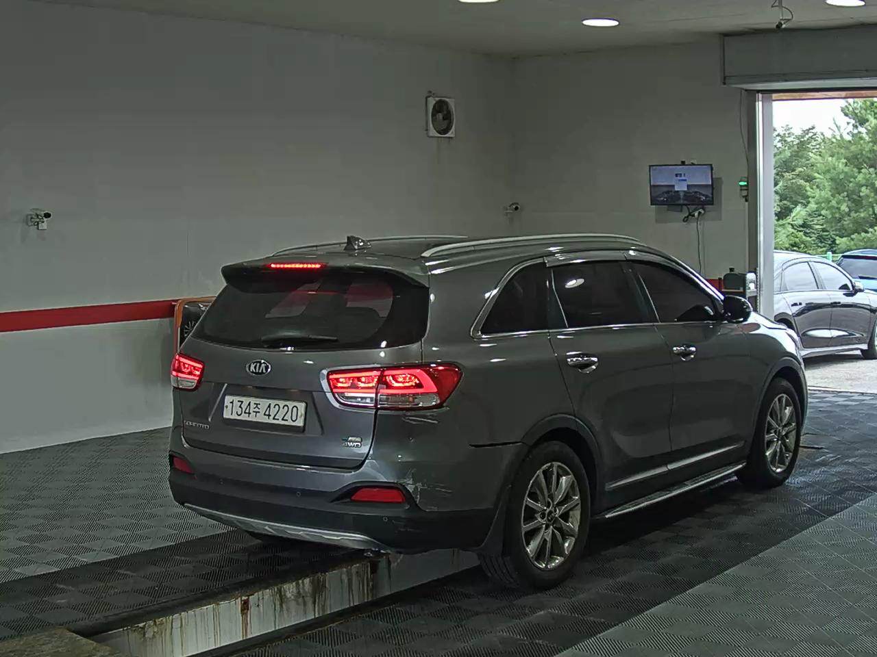 كيا الجديد كلياً سورينتو R2.2 دفع رباعي Noblesse Special 2015 NOBLESSE SPECIAL