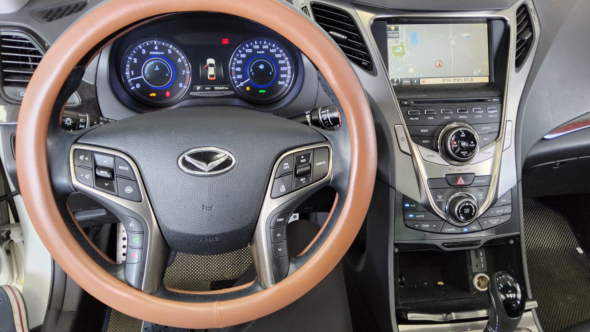 2013 - hyundai grandeur