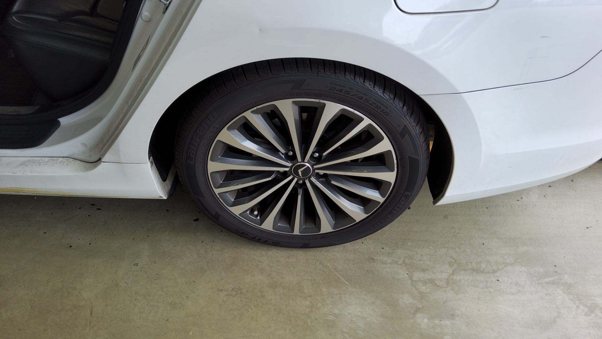 2013 - hyundai grandeur
