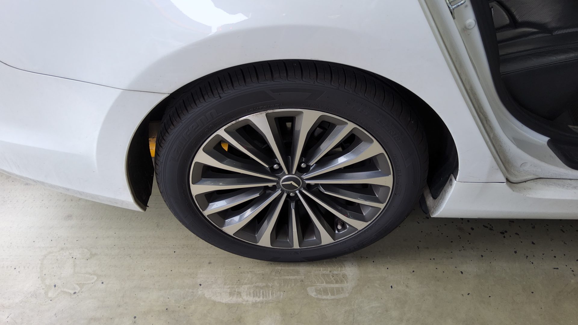 2013 - hyundai grandeur