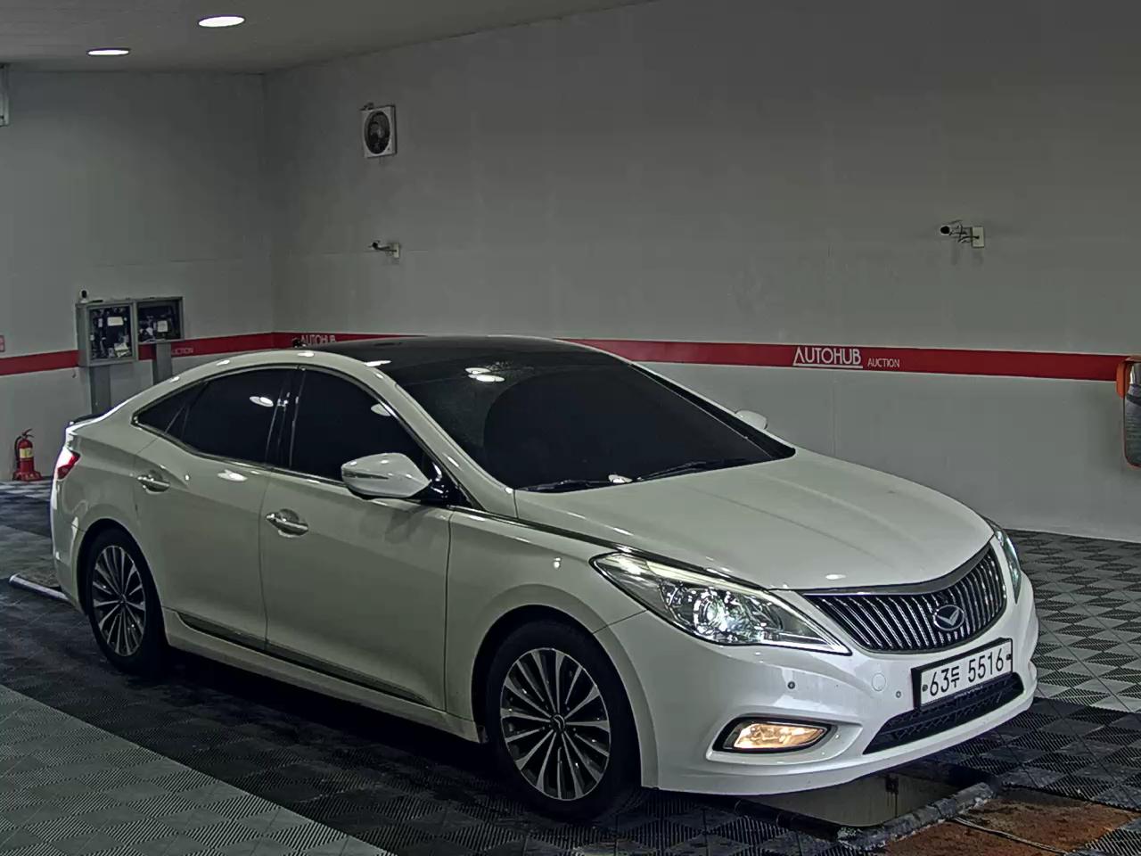 2013 - hyundai grandeur