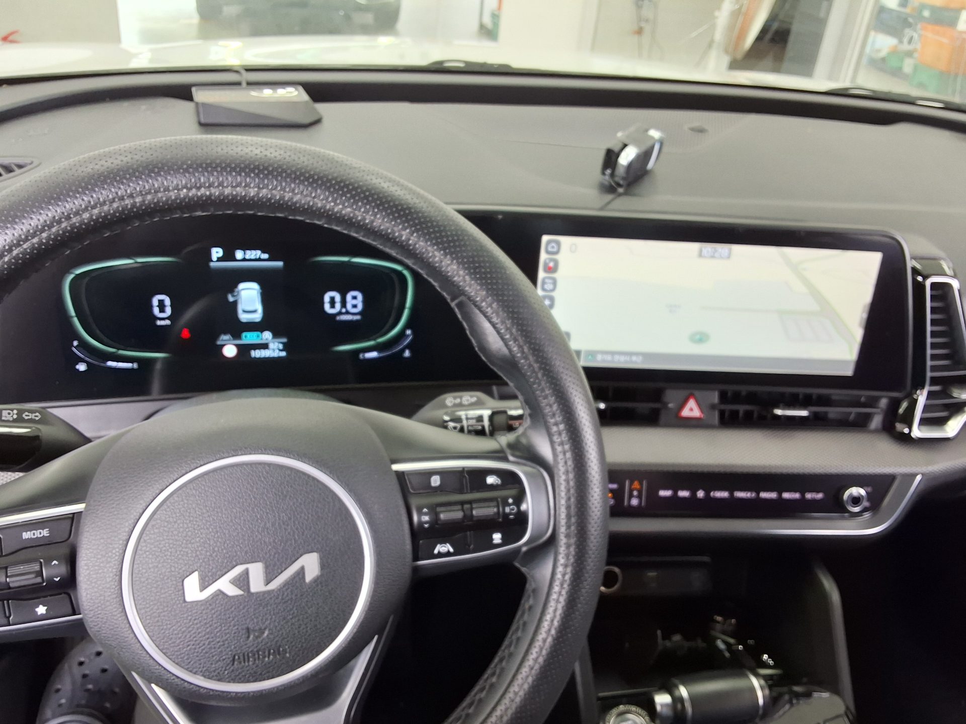 2022 - kia sportage