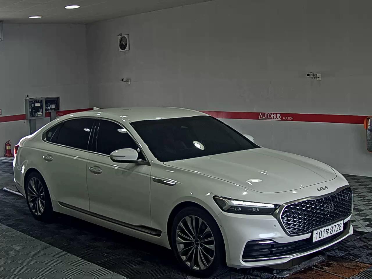2022 - kia k9
