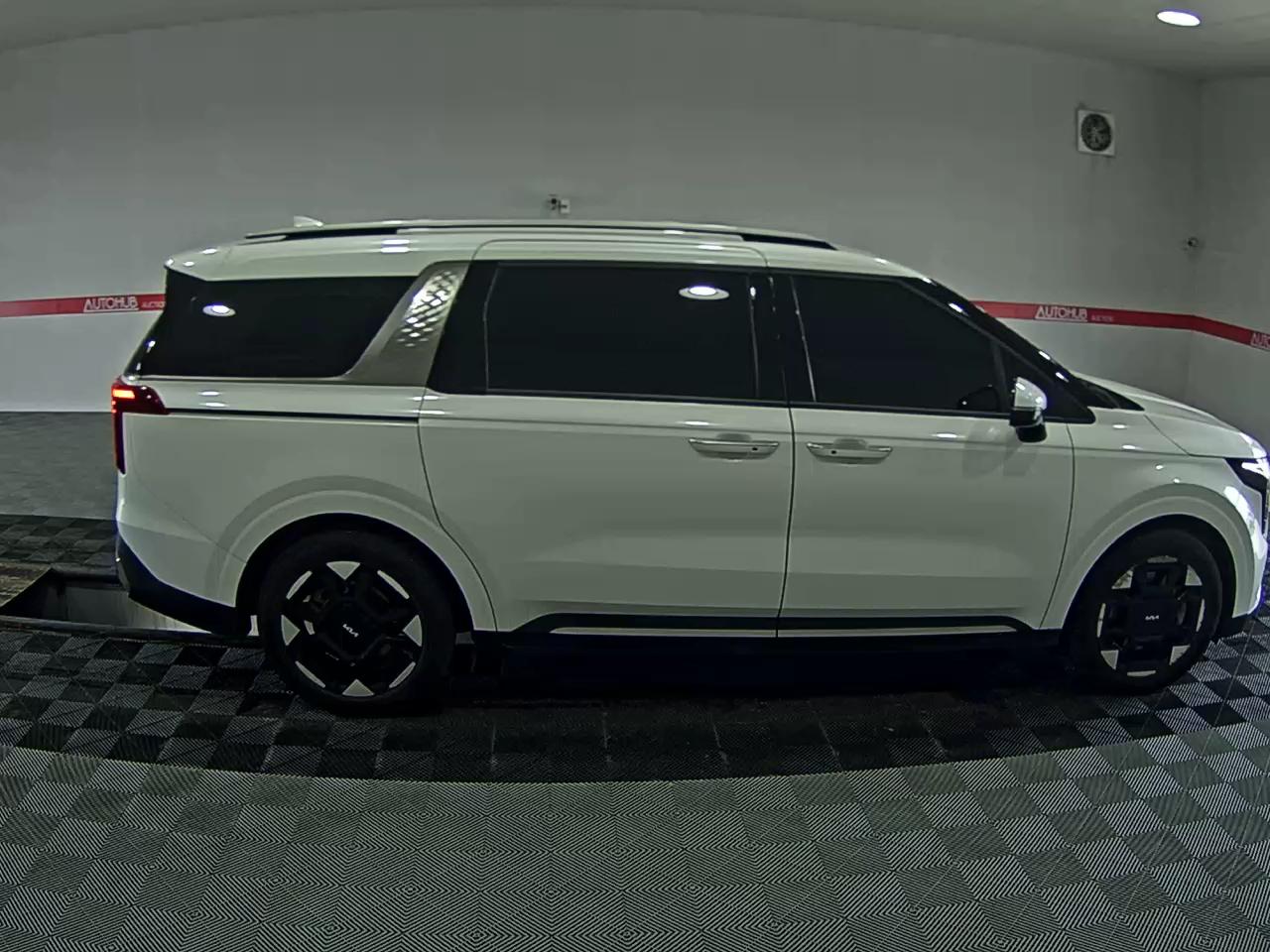 2024 - kia carnival