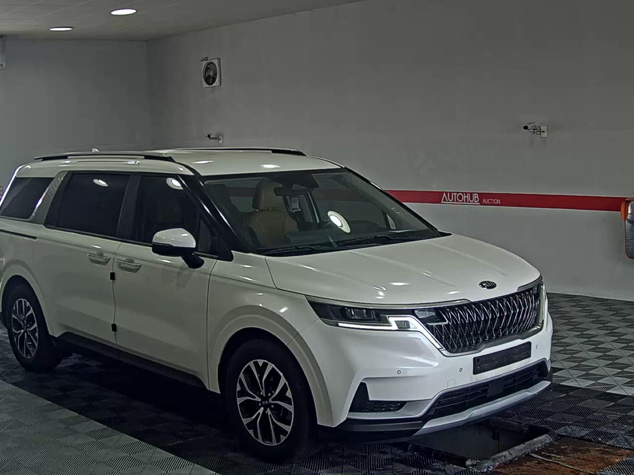 2021 - kia carnival