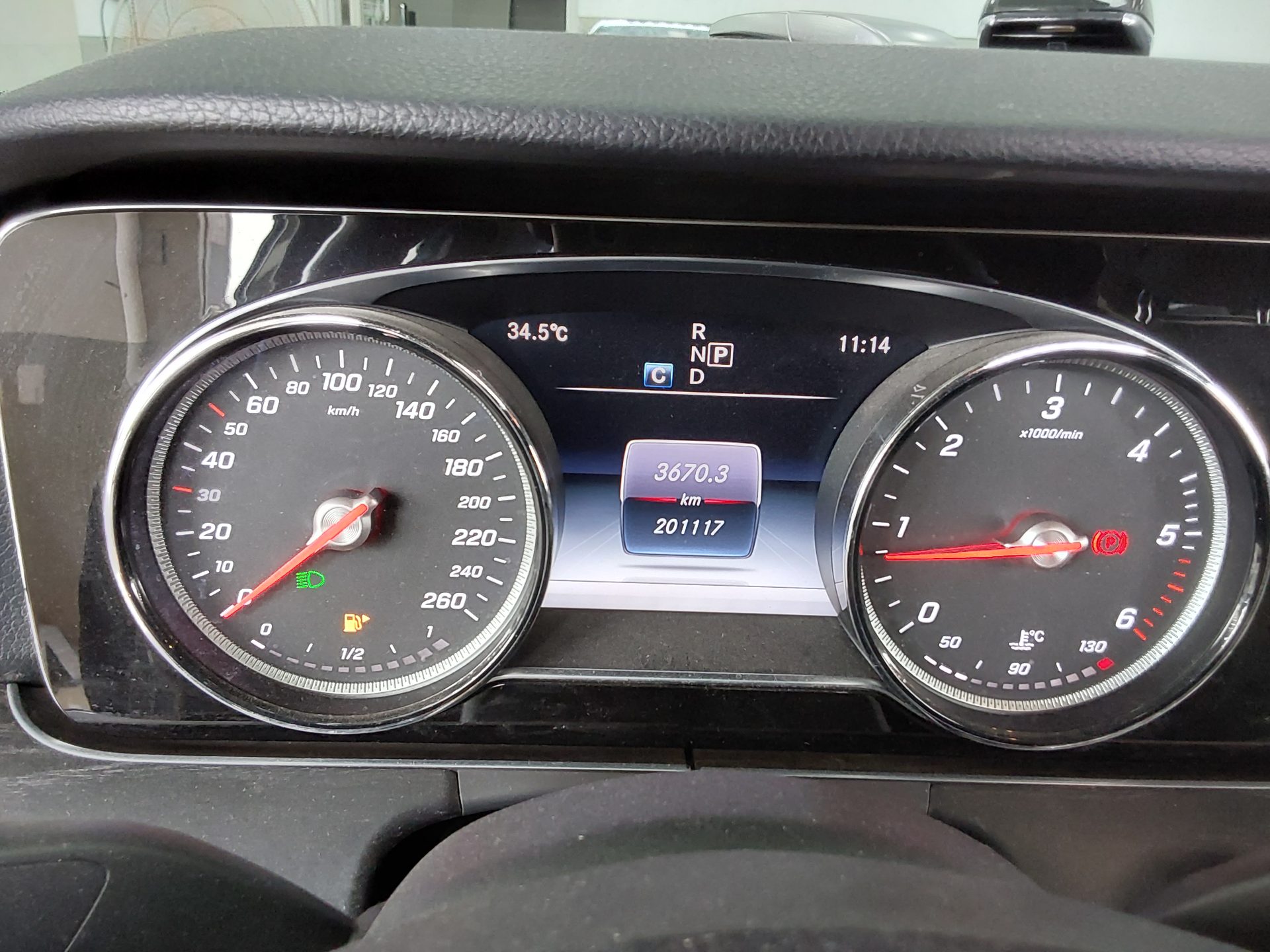 2017 - mercedes-benz e220d