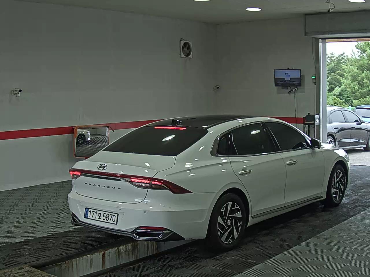 هيونداي جرانديور 2023 IG LE BLANC