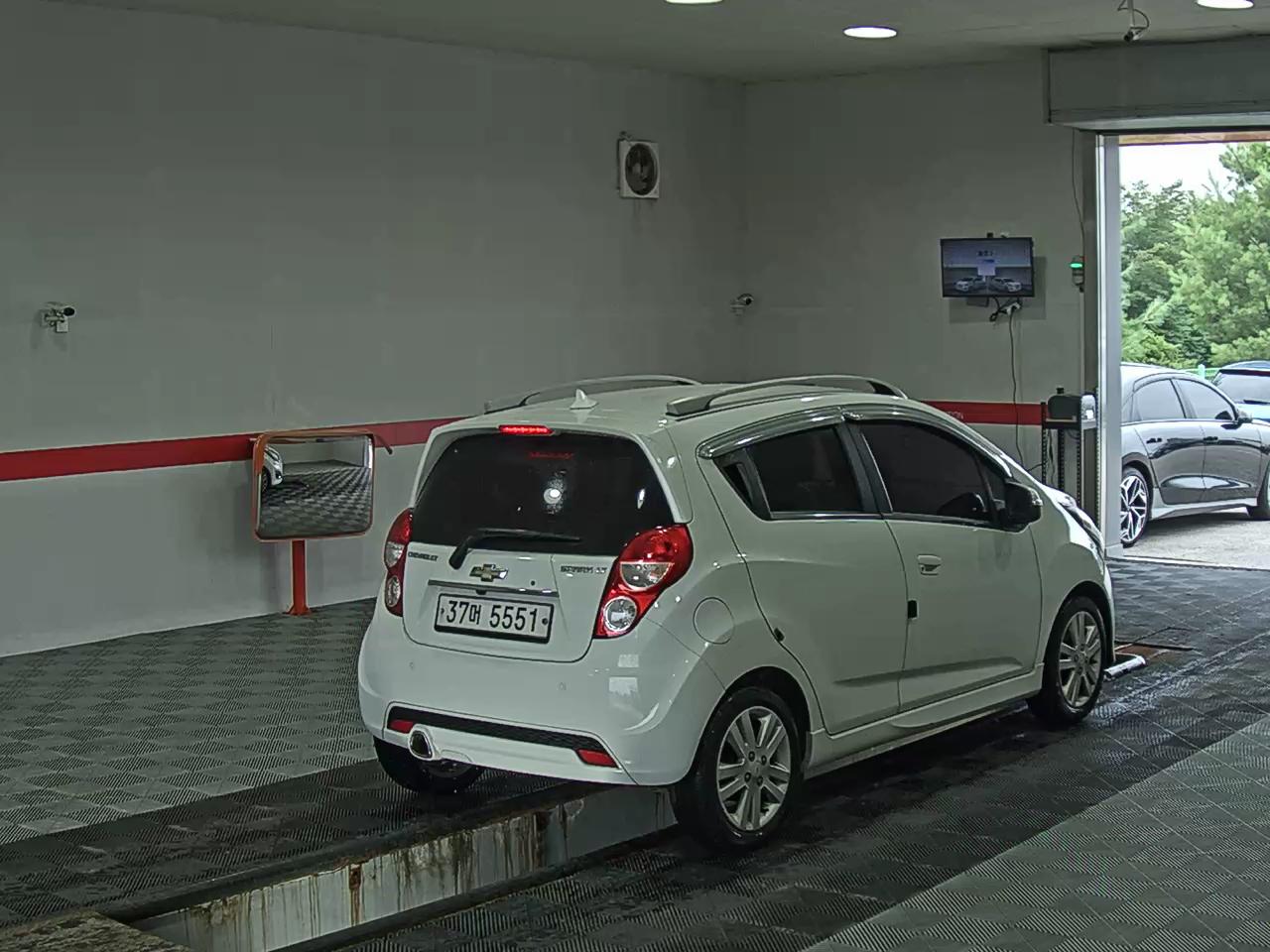 2014 - chevrolet spark