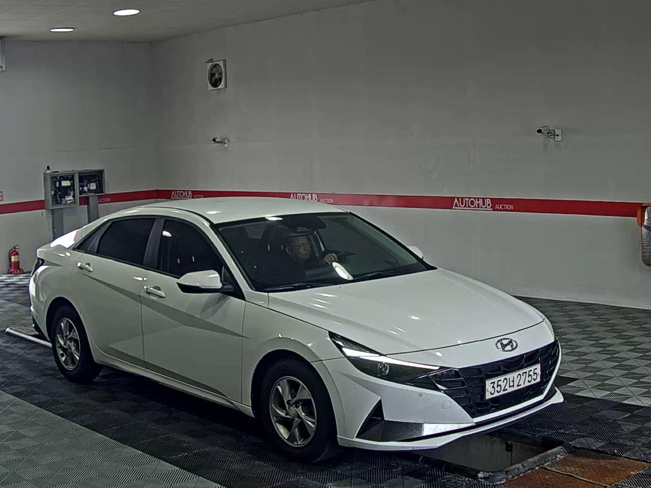 2021 - hyundai avante