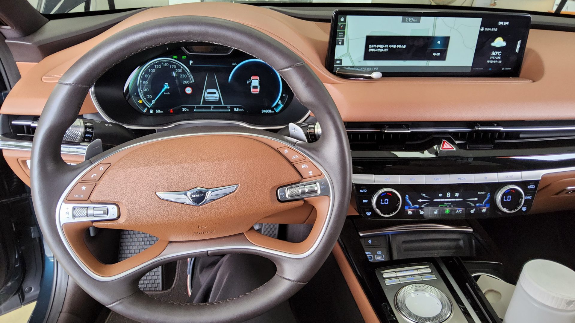 2022 - genesis g80