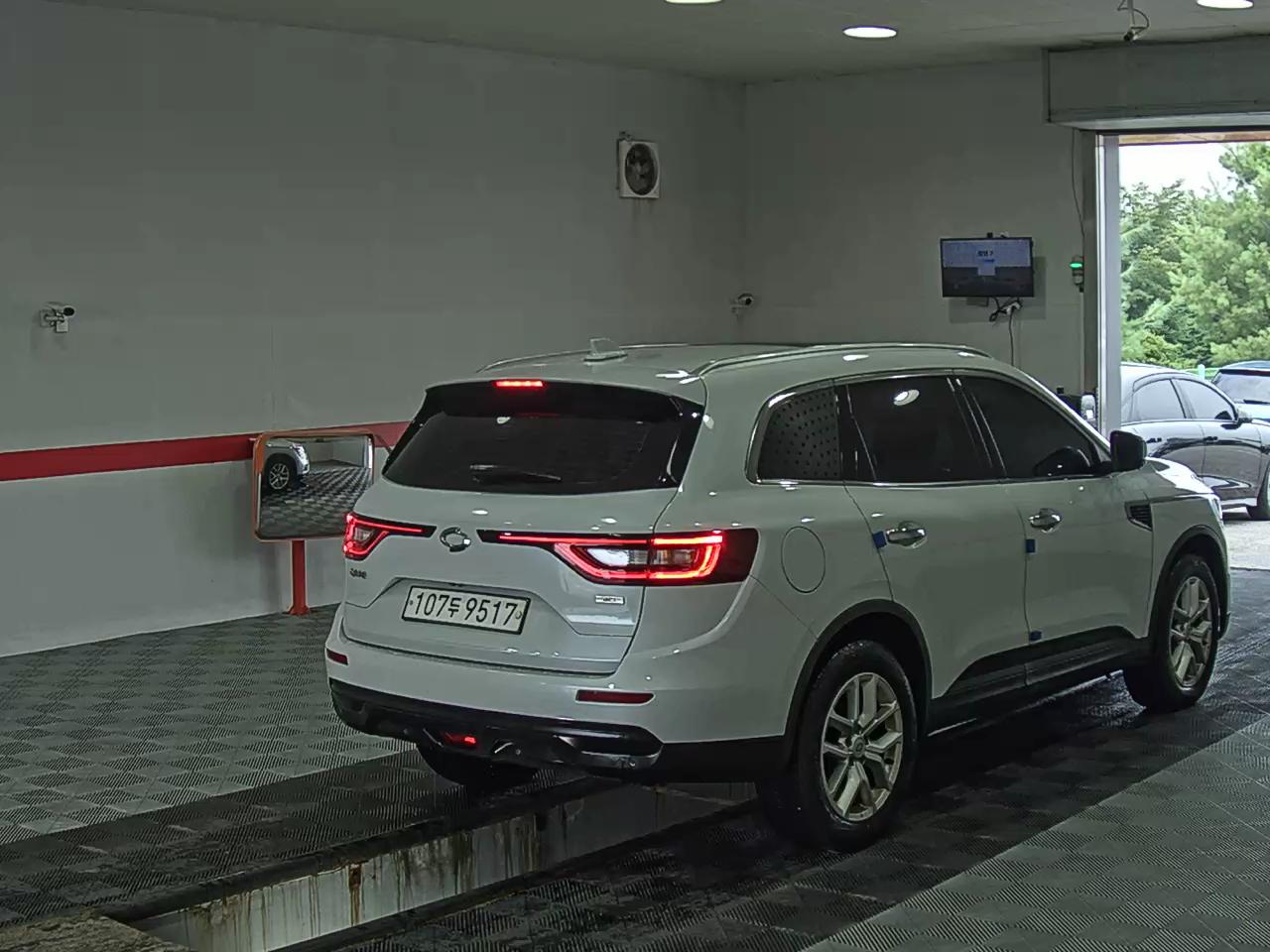 2017 - renault qm6