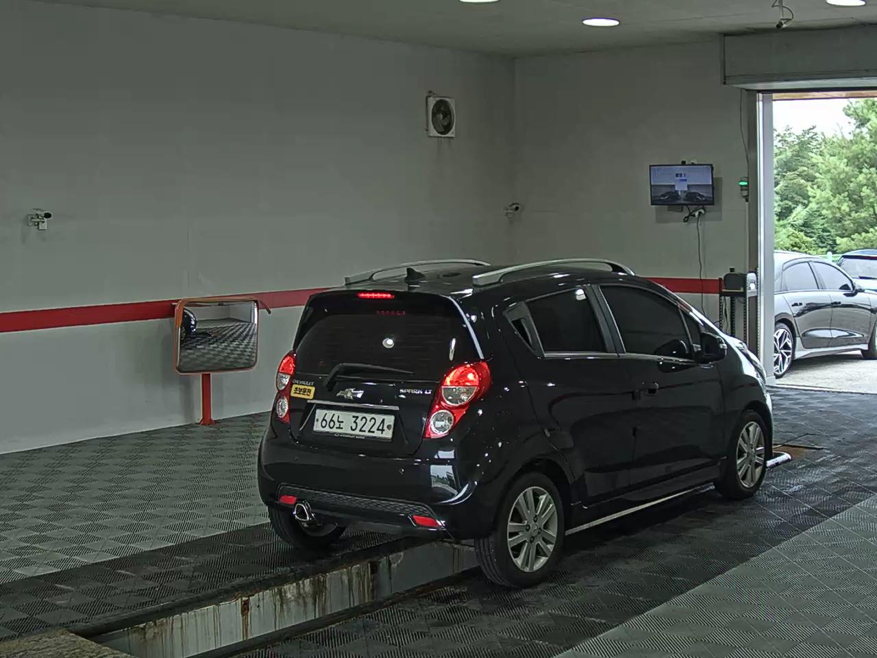 2014 - chevrolet spark