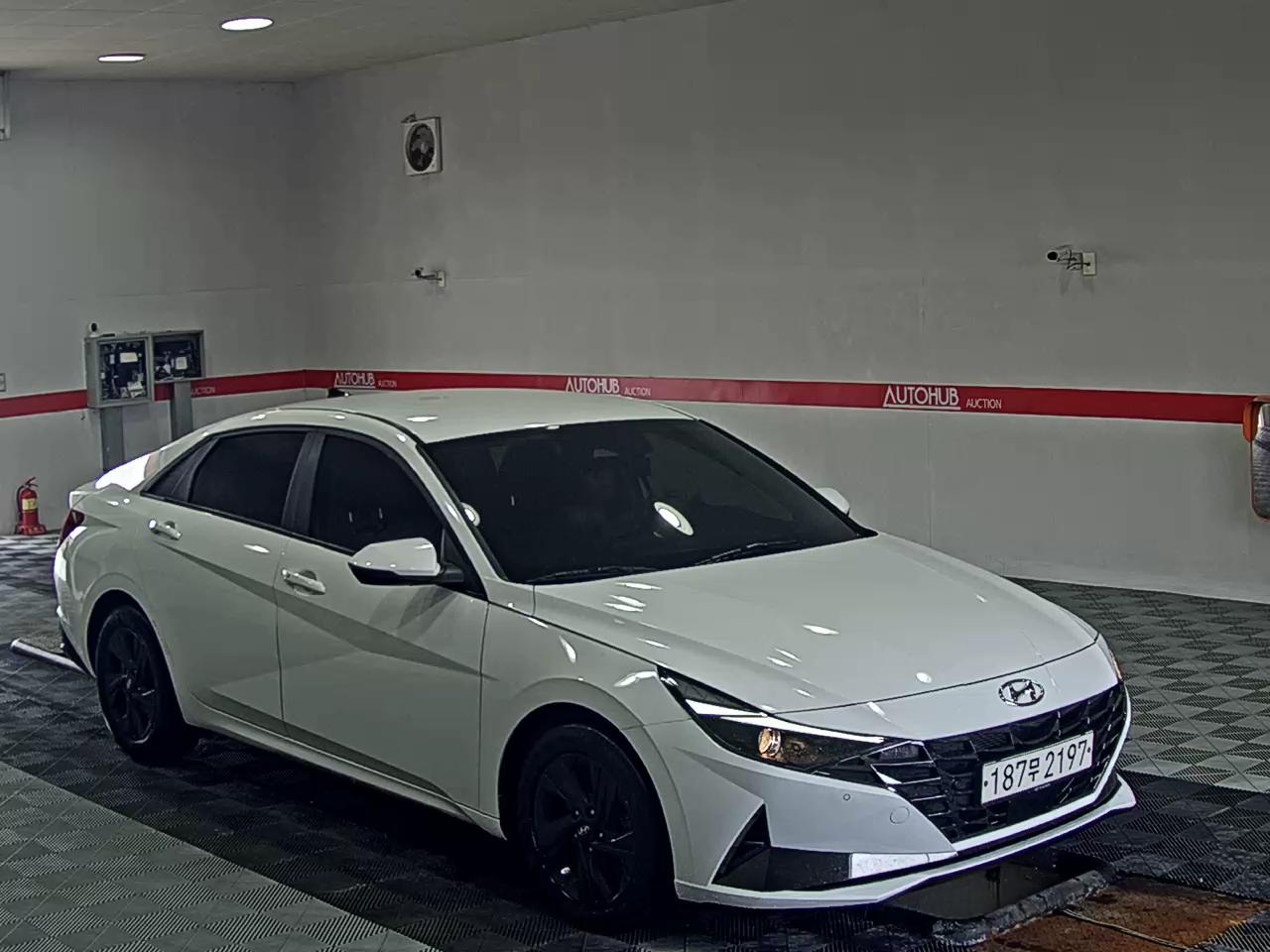 2023 - hyundai avante