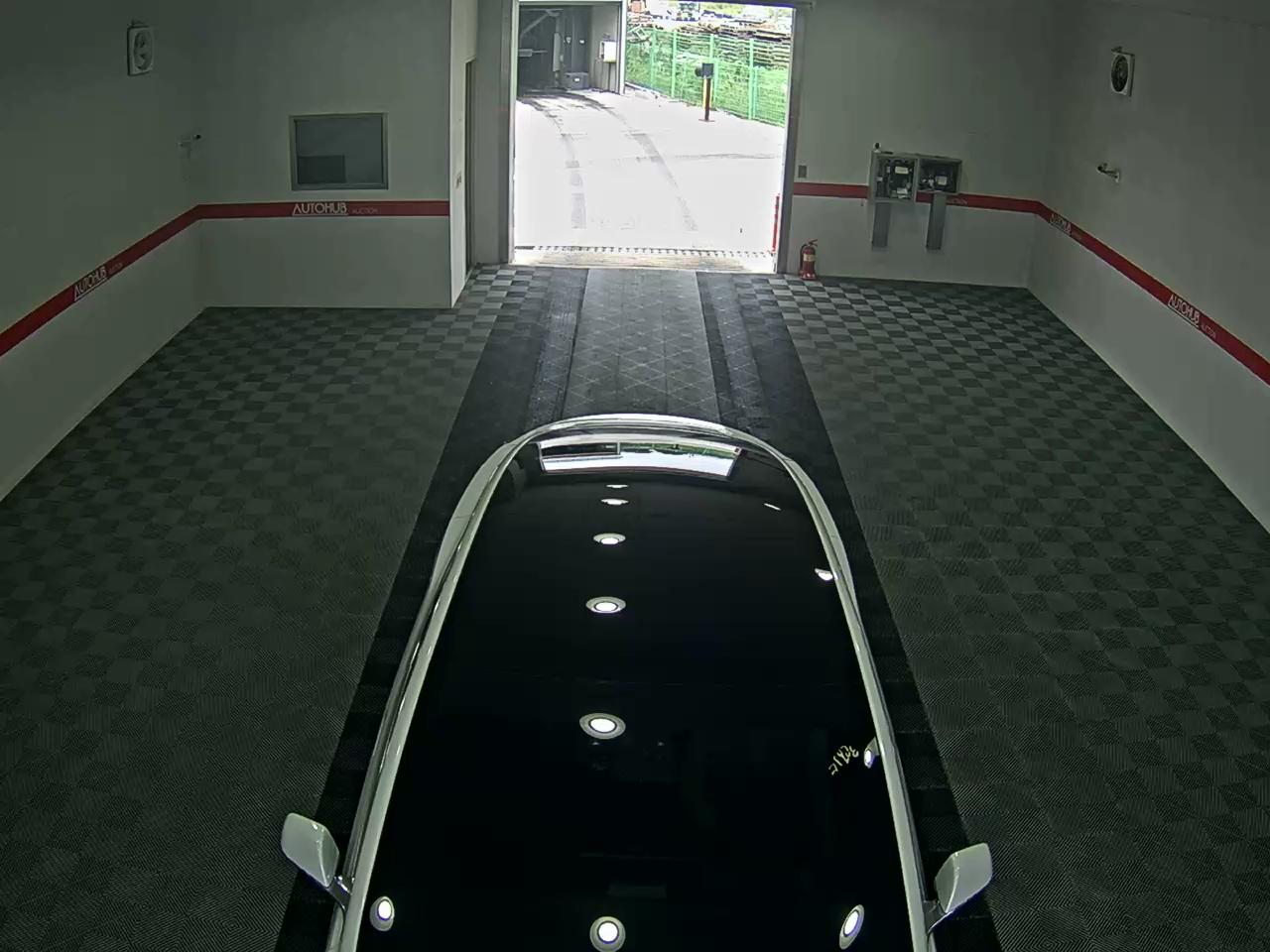 2020 - tesla model 3