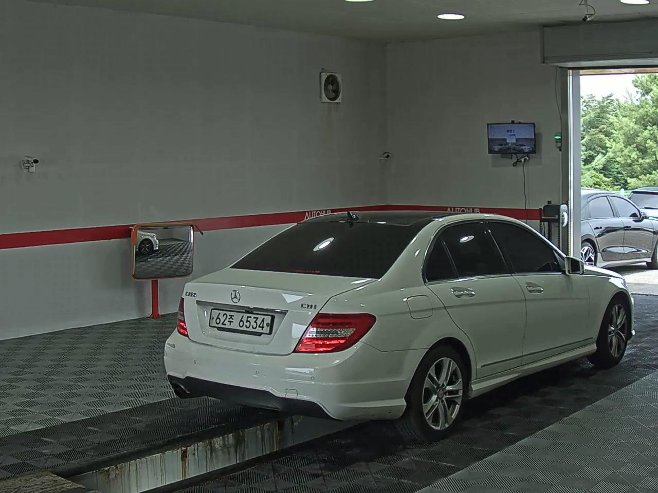 2013 - mercedes-benz c220