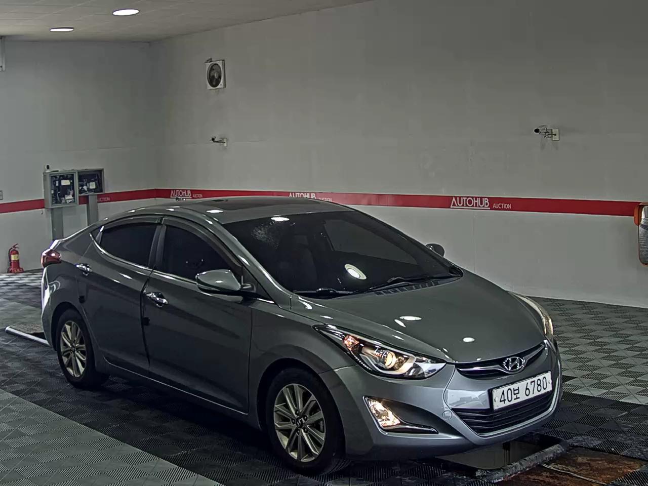 2016 - hyundai avante
