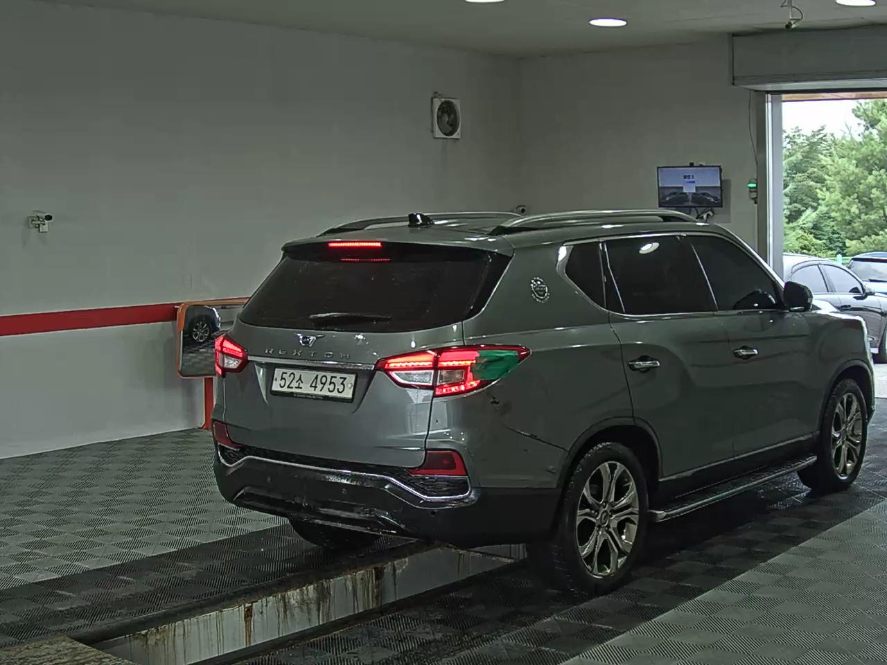 2018 - ssangyong rexton