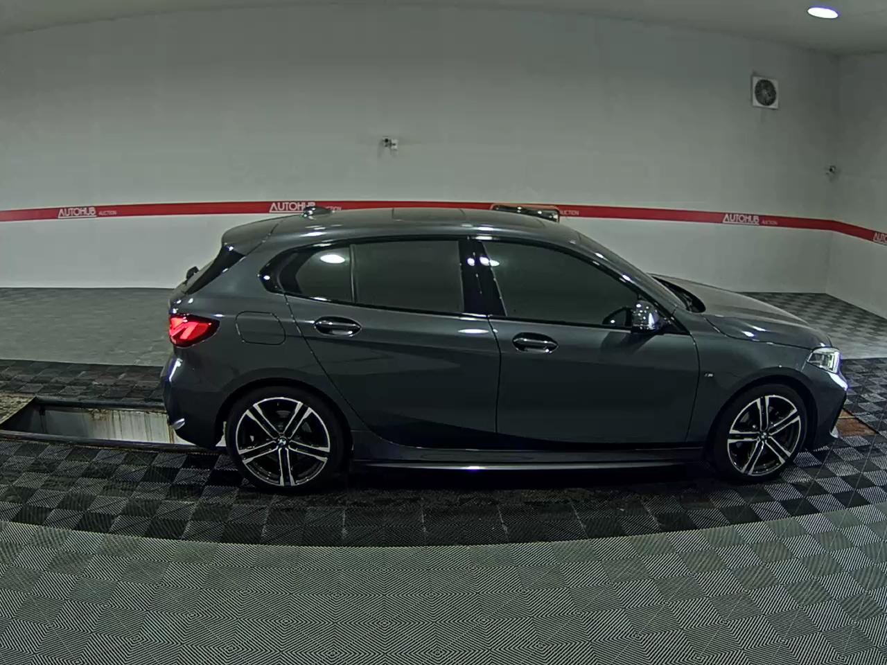 2022 - bmw 1 series