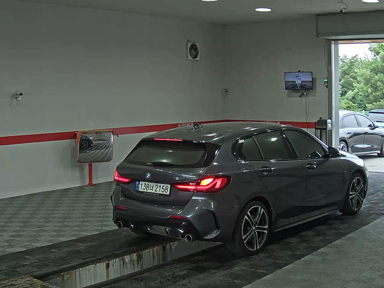 2022 - bmw 1 series