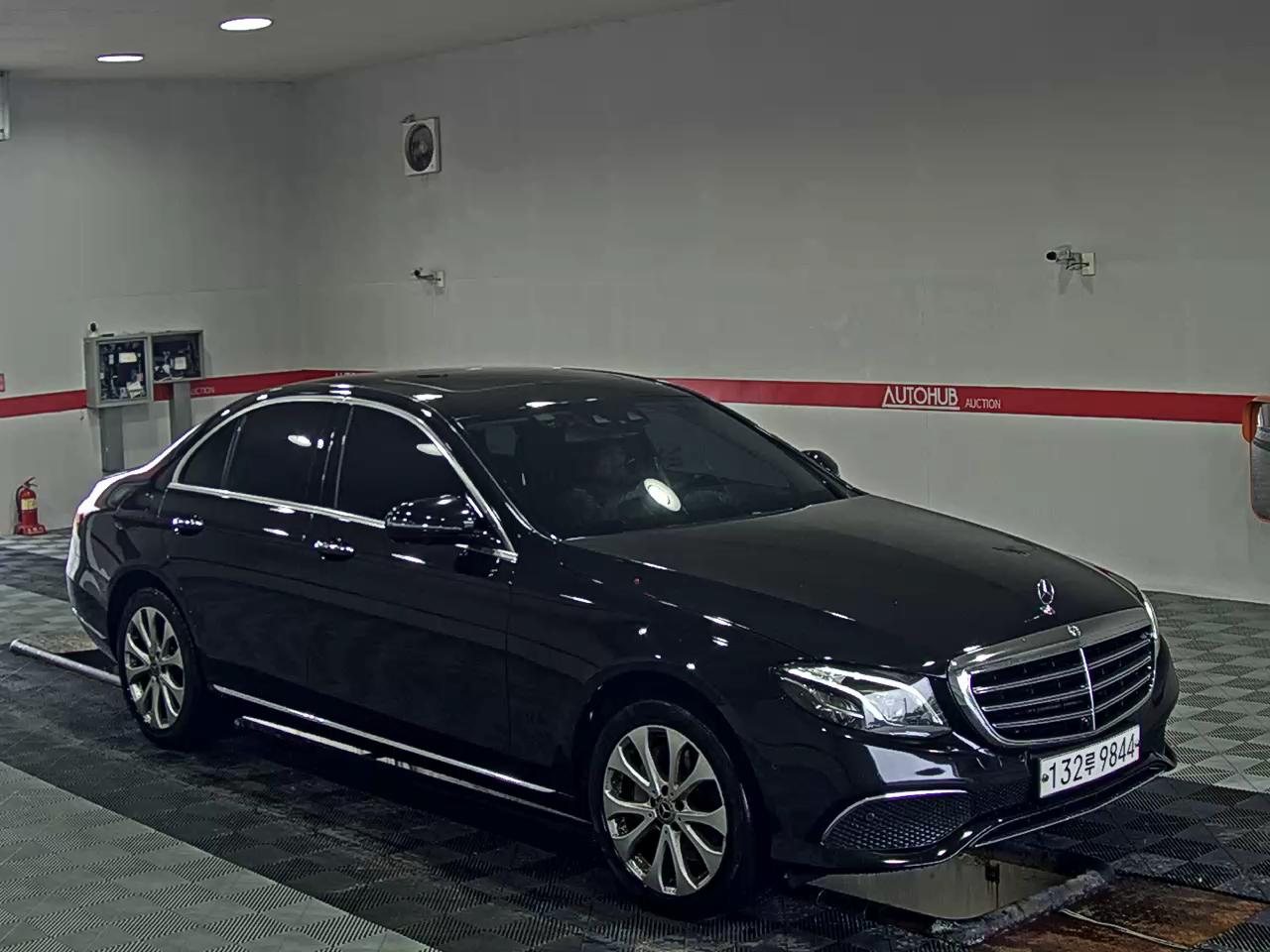 2018 - mercedes-benz e300