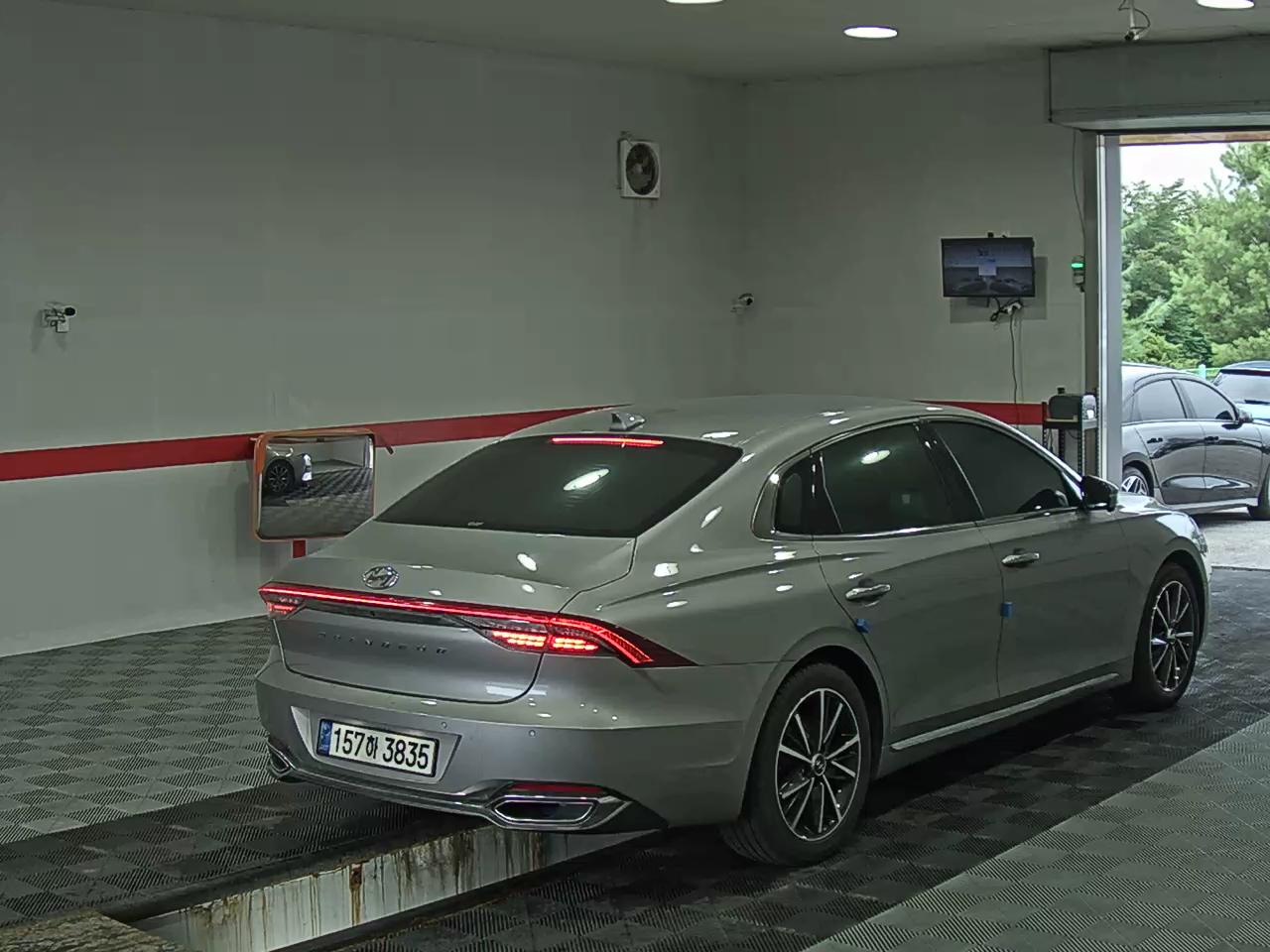 2021 - hyundai grandeur