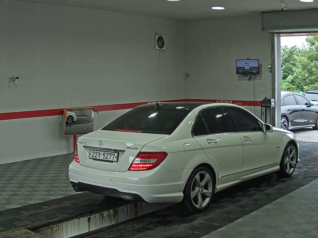2014 - mercedes-benz c220