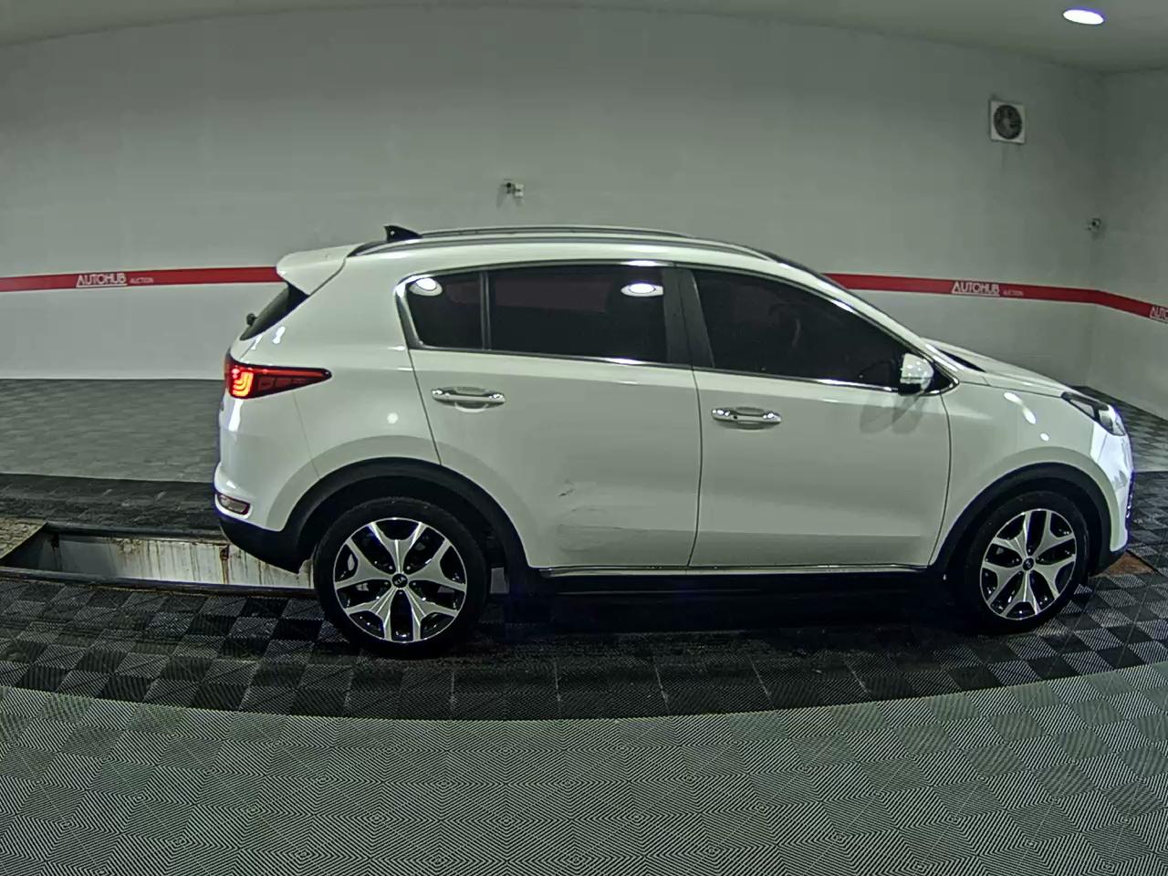 2016 - kia sportage