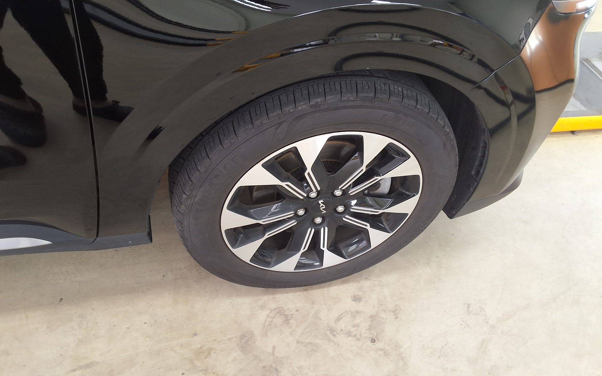 2023 - kia carnival
