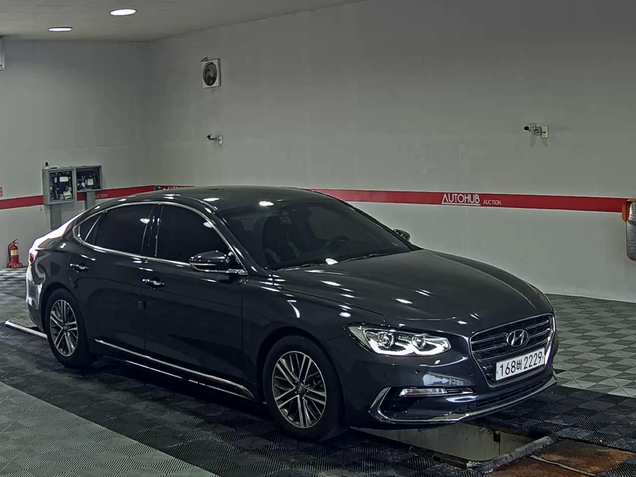 2018 - hyundai grandeur