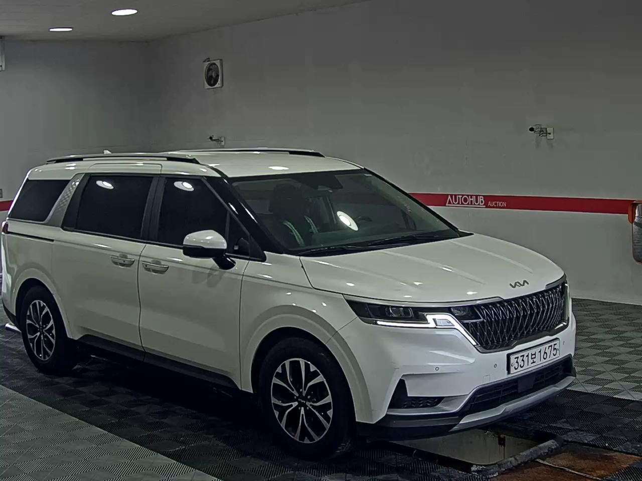 2023 - kia carnival