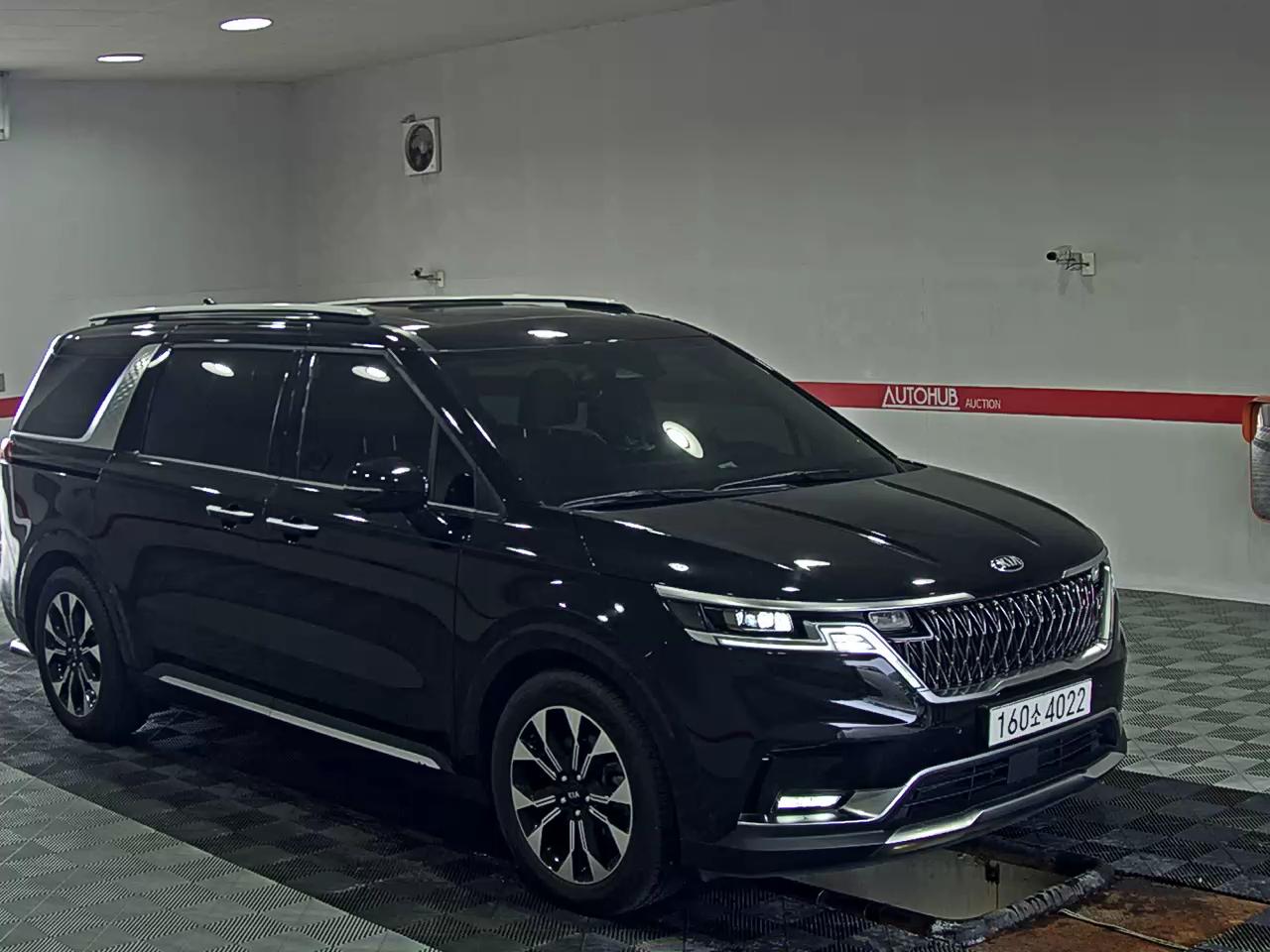 2021 - kia carnival