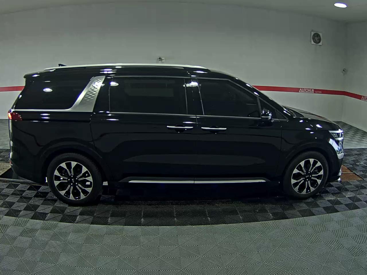 2021 - kia carnival