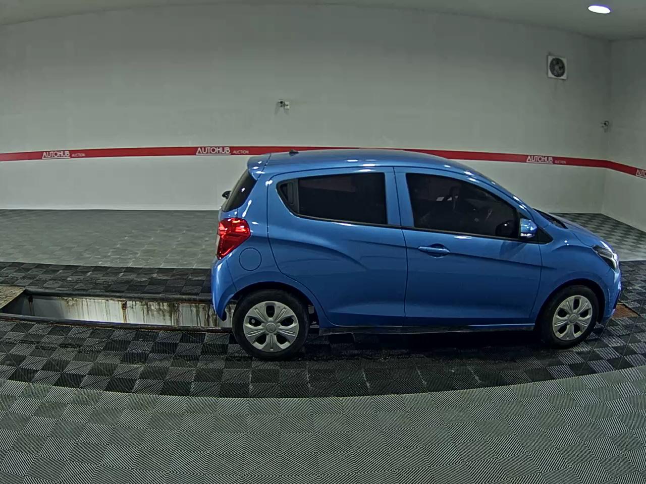 2017 - chevrolet spark