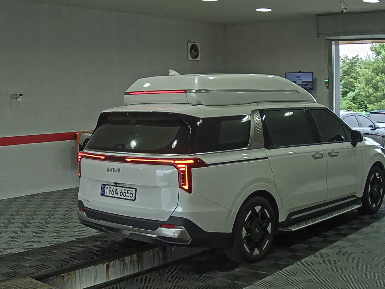 2024 - kia carnival