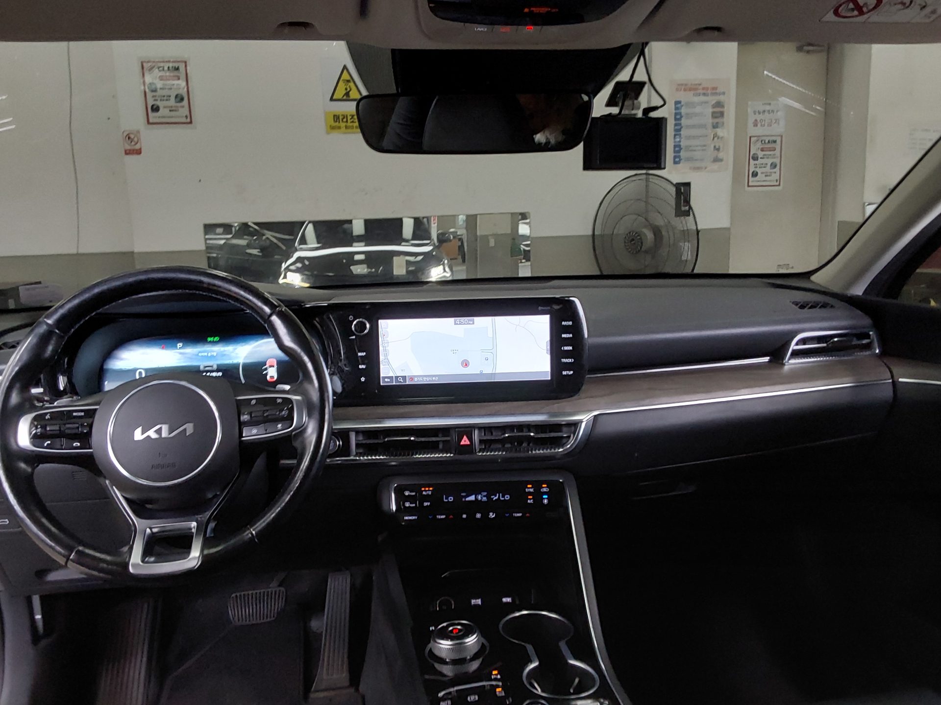 2022 - kia k5