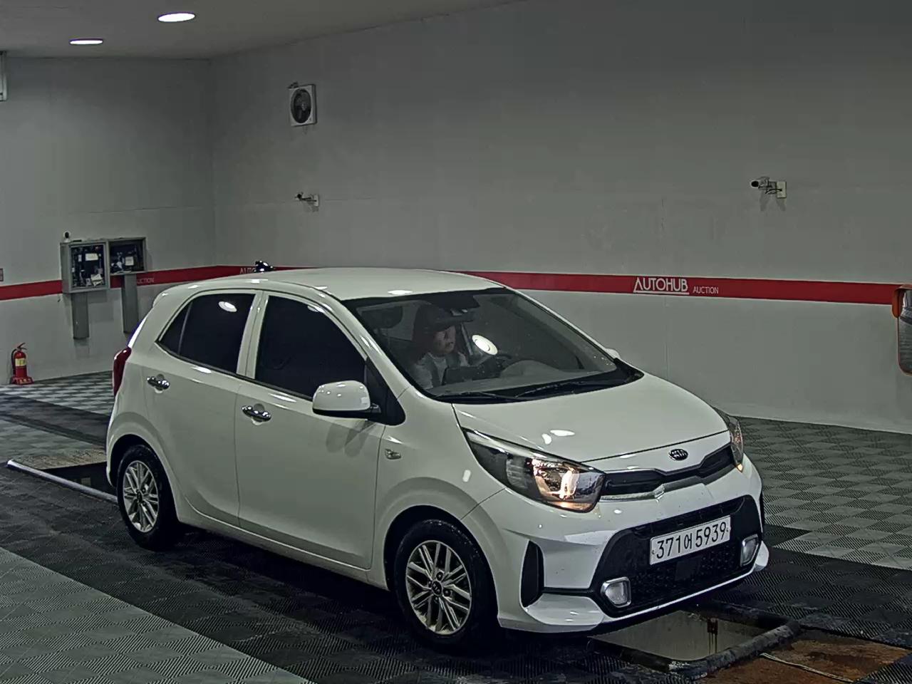 2021 - kia morning