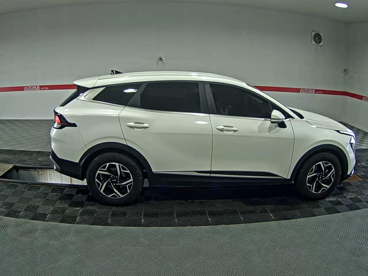 2022 - kia sportage