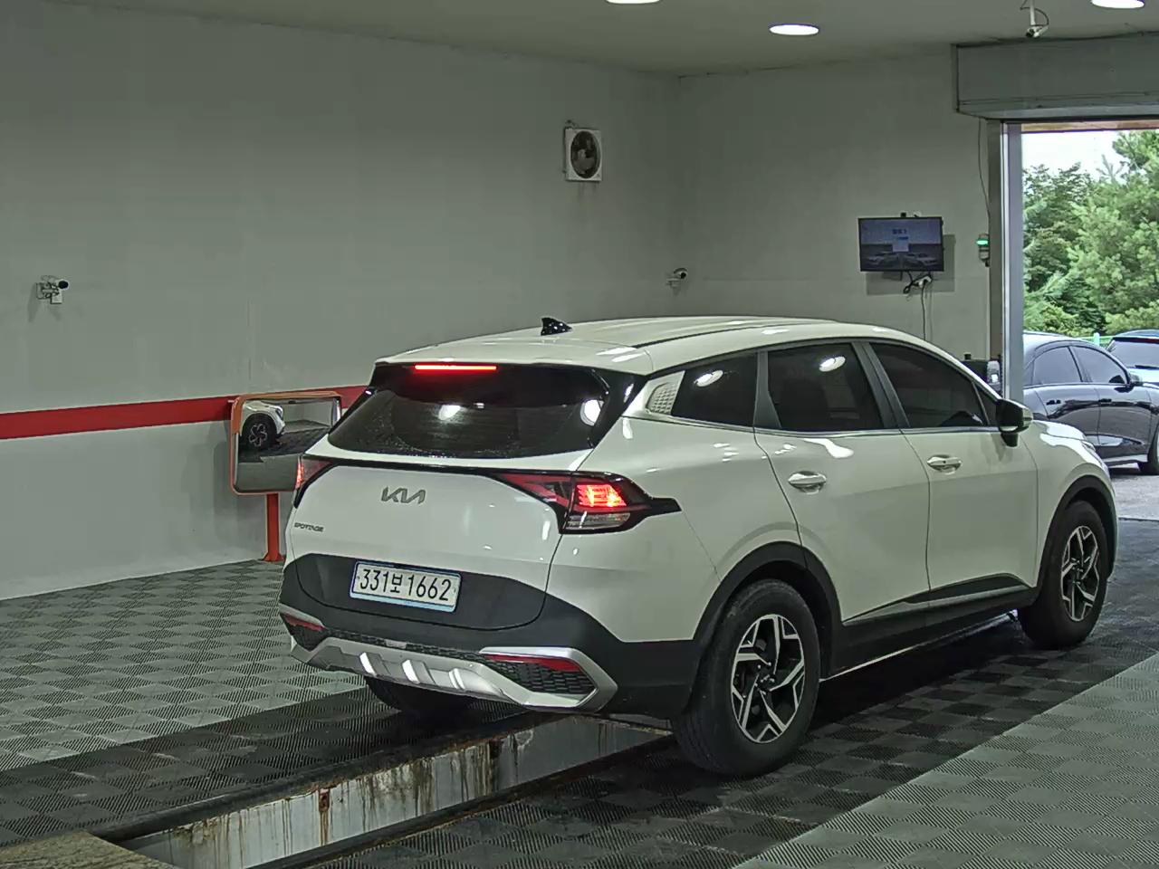 2022 - kia sportage