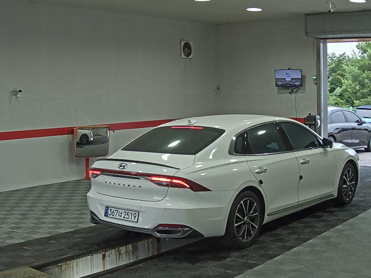 2023 - hyundai grandeur