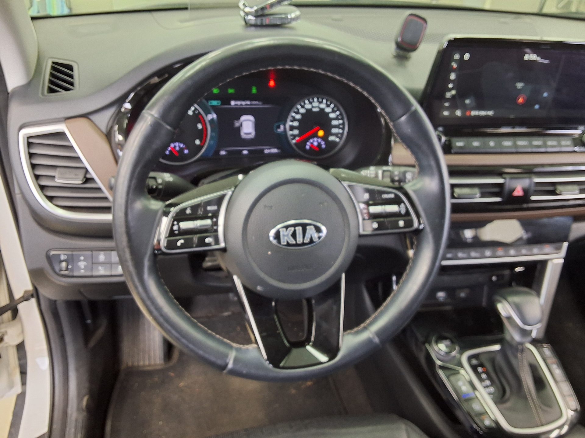 2020 - kia seltos
