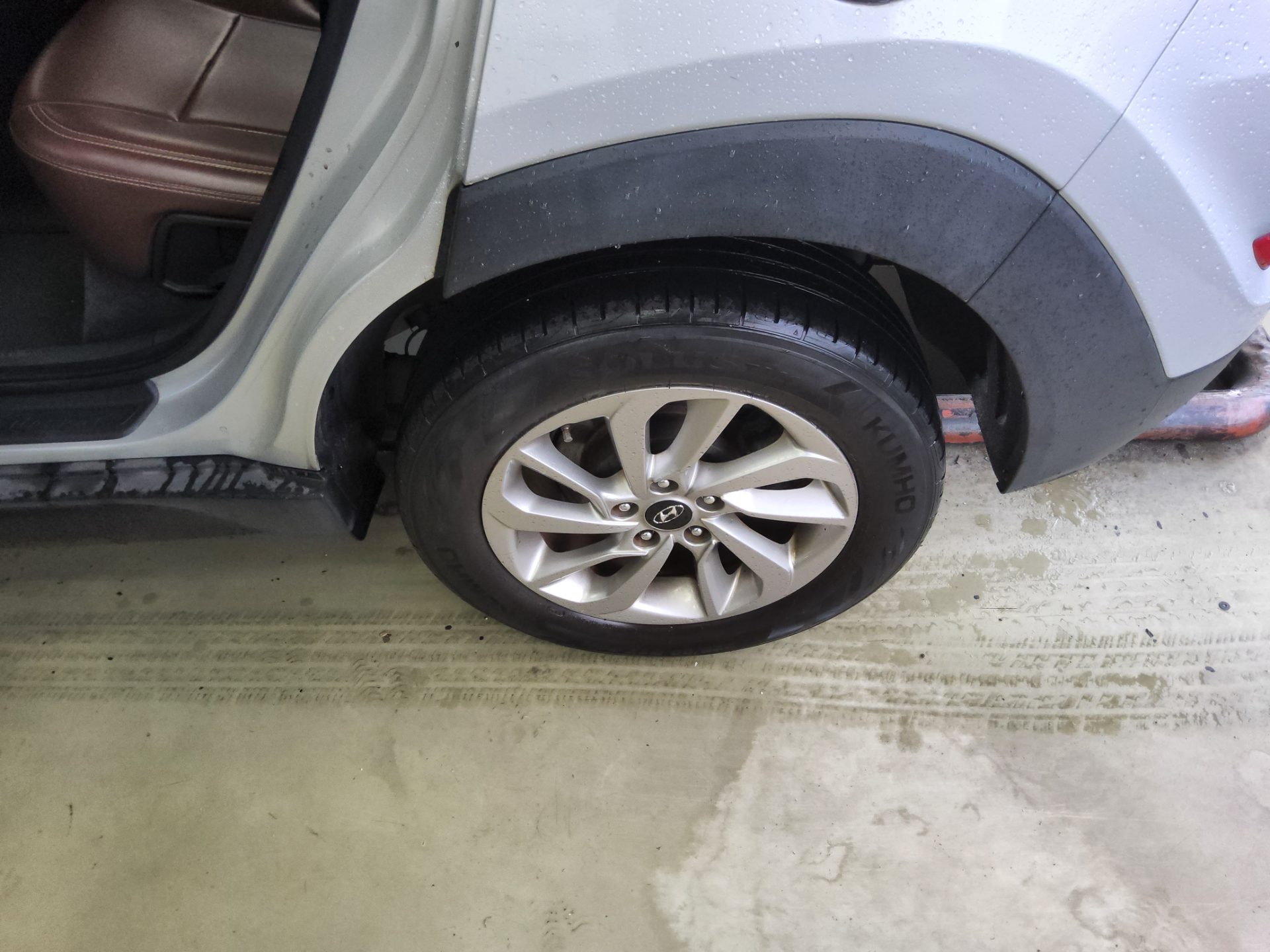 2016 - hyundai tucson