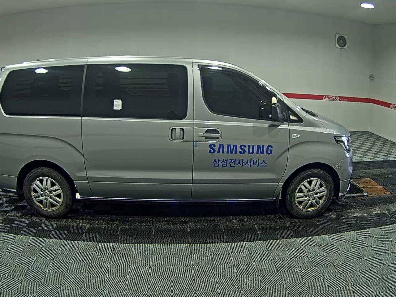 2021 - hyundai grand starex