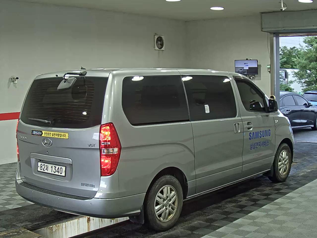 2021 - hyundai grand starex