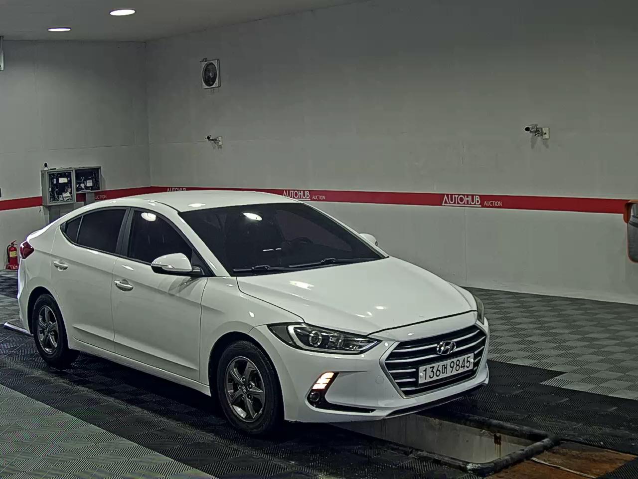 2017 - hyundai avante