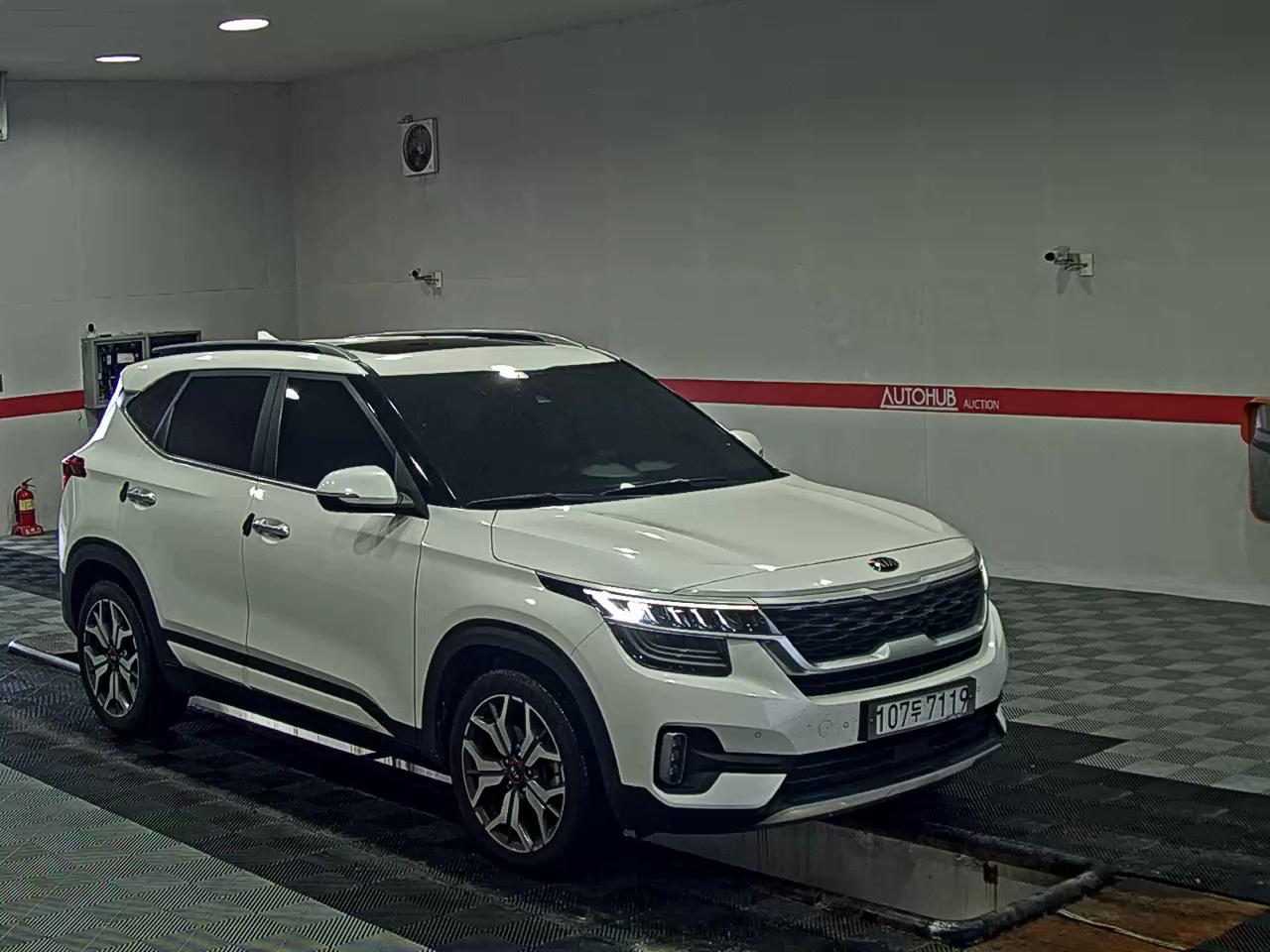 2020 - kia seltos
