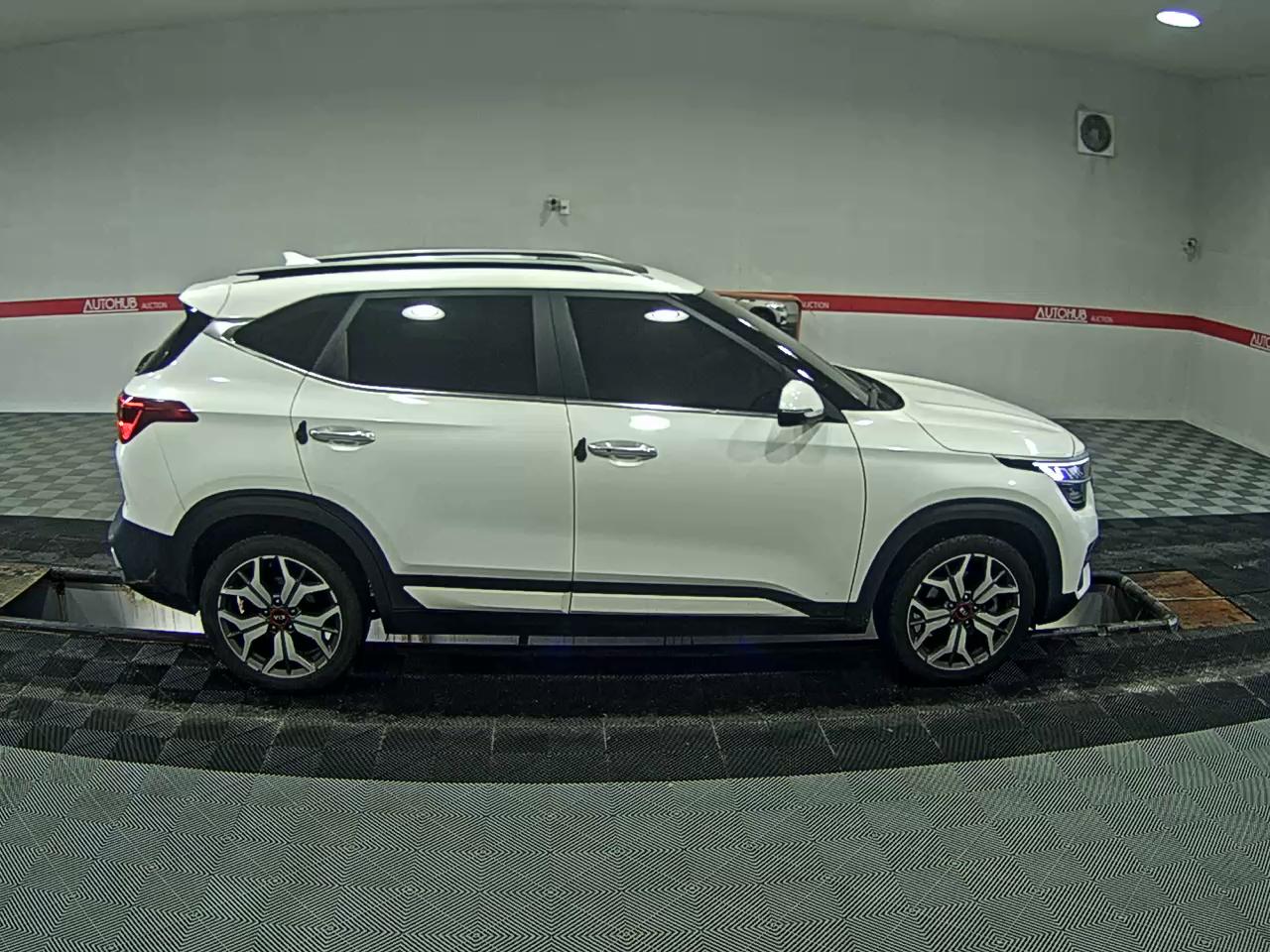 2020 - kia seltos