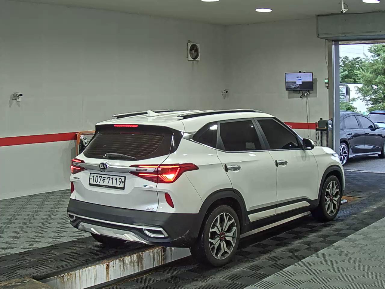 2020 - kia seltos
