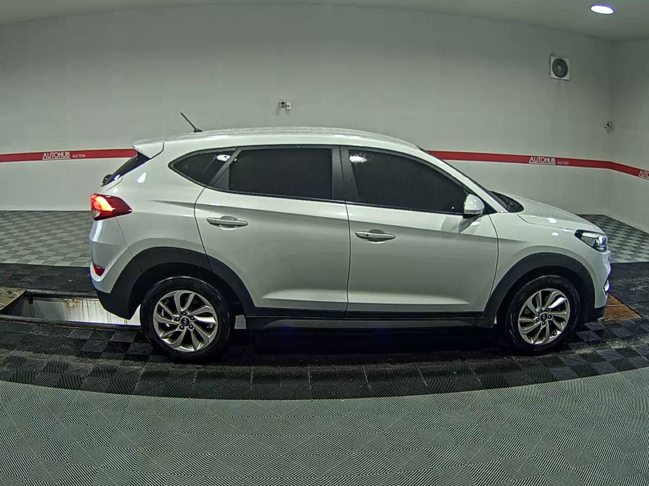2016 - hyundai tucson