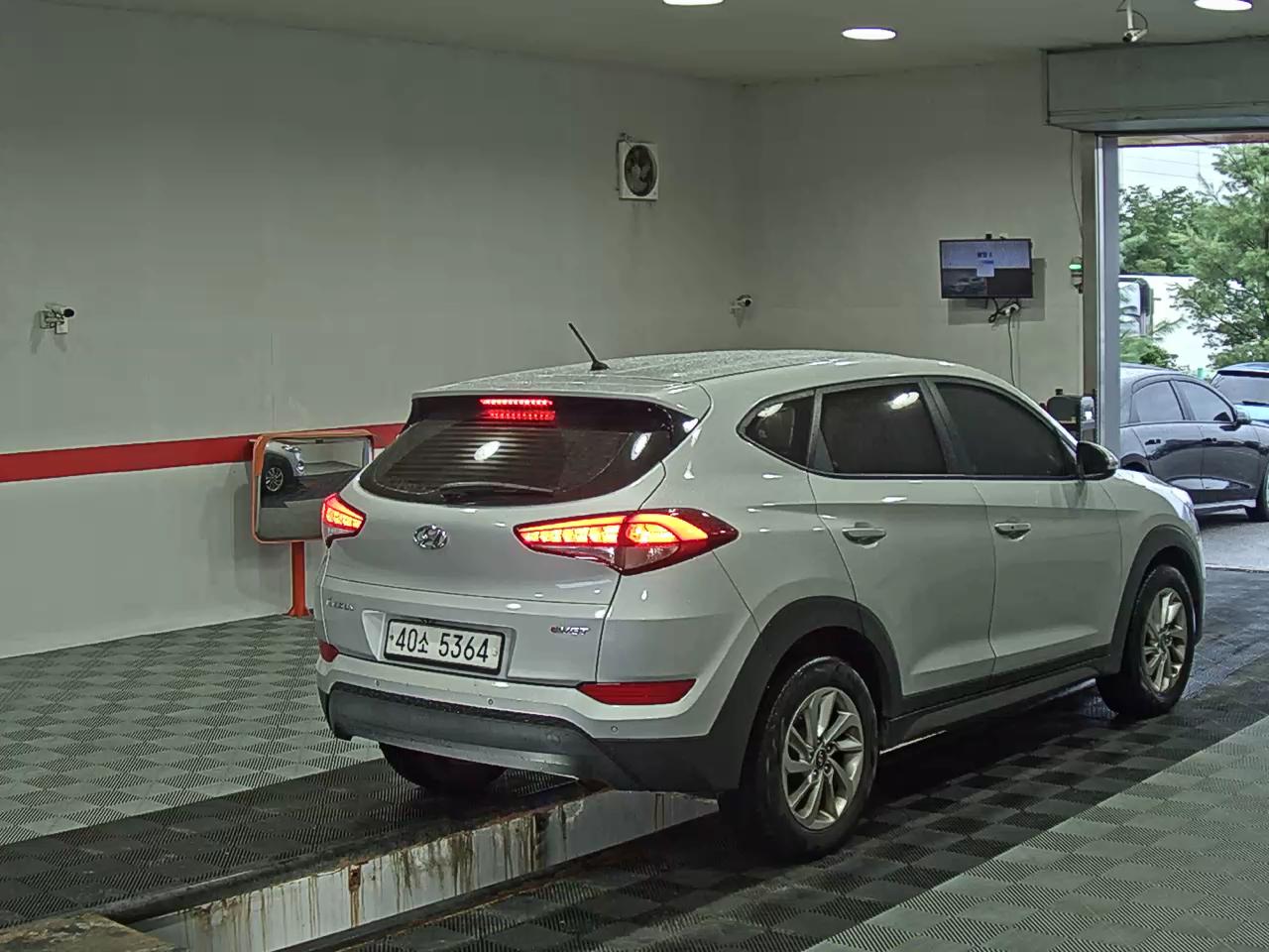 2016 - hyundai tucson